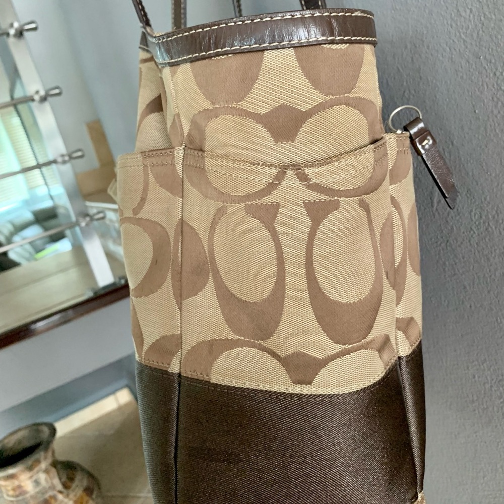 Coach XL Tote Bag - Picture 7 of 11